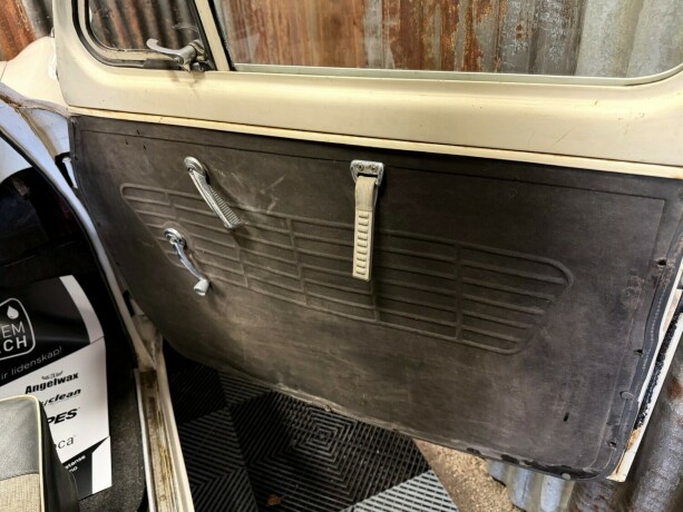 ford-bensin-1963-big-26