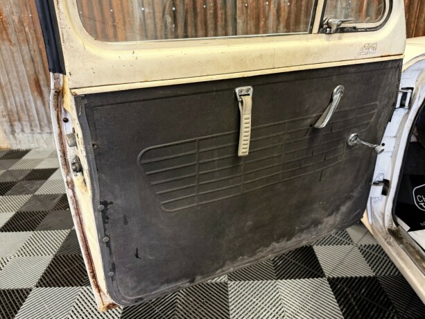 ford-bensin-1963-big-18