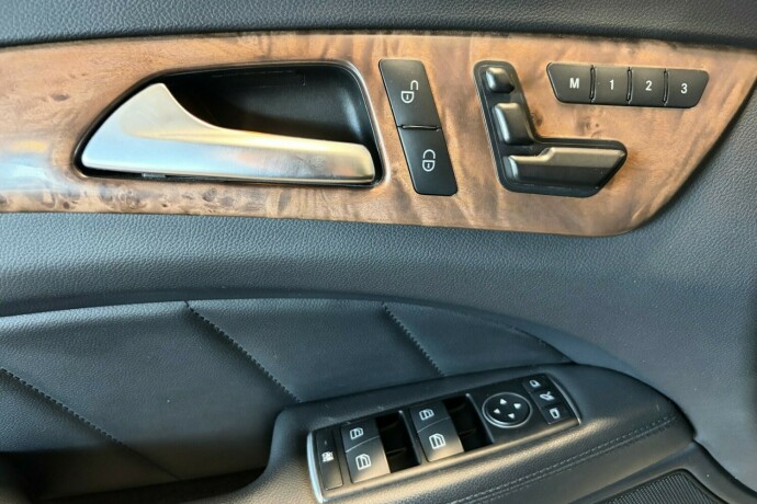 mercedes-benz-cls-diesel-2012-big-20