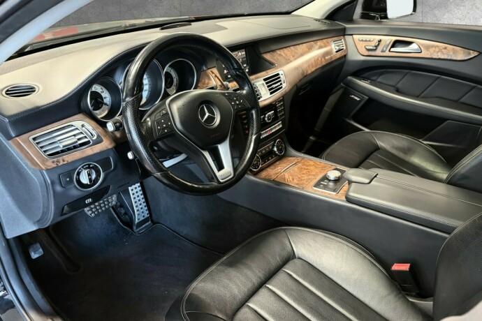 mercedes-benz-cls-diesel-2012-big-9