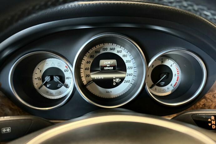 mercedes-benz-cls-diesel-2012-big-17