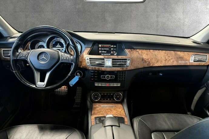 mercedes-benz-cls-diesel-2012-big-10