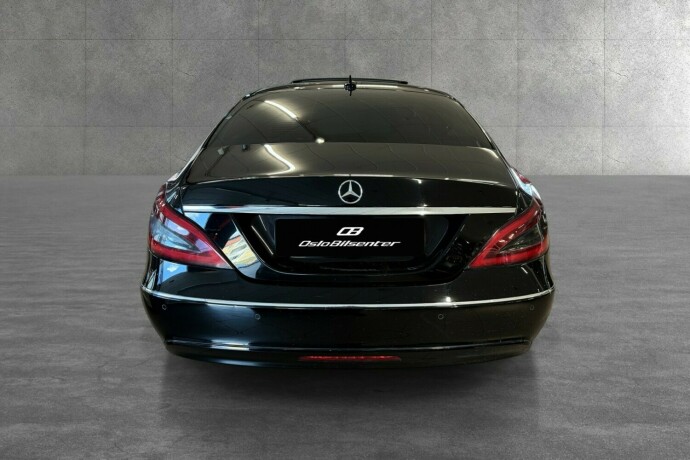 mercedes-benz-cls-diesel-2012-big-3