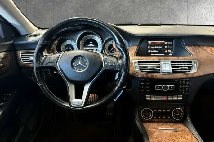 mercedes-benz-cls-diesel-2012-big-11