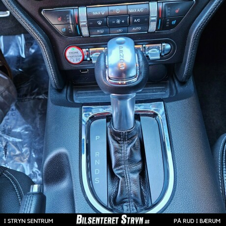 ford-mustang-bensin-2015-big-15