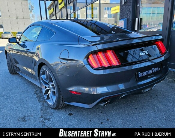ford-mustang-bensin-2015-big-8