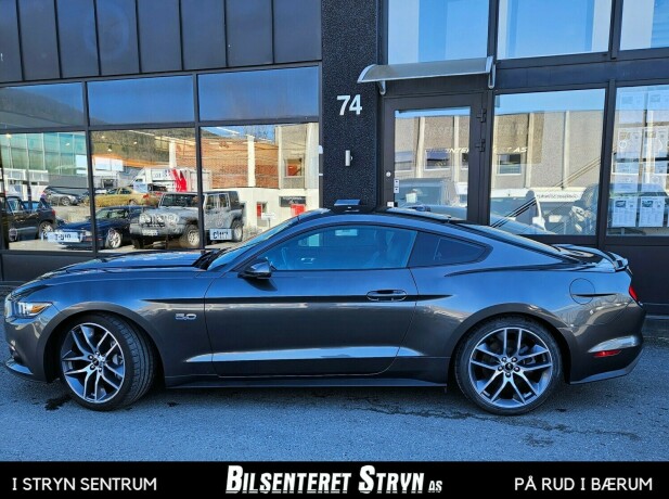 ford-mustang-bensin-2015-big-3