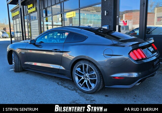 ford-mustang-bensin-2015-big-9