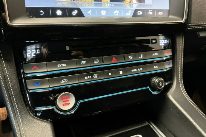 jaguar-f-pace-diesel-2018-big-17