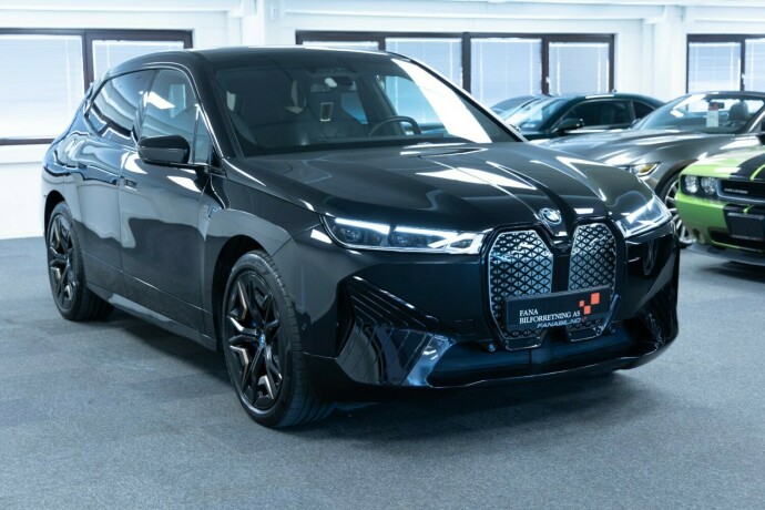 bmw-ix-elektrisitet-2023-big-3
