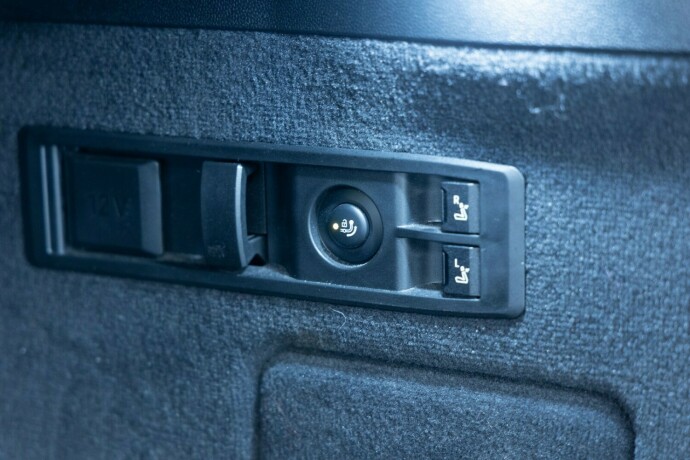 bmw-ix-elektrisitet-2023-big-15