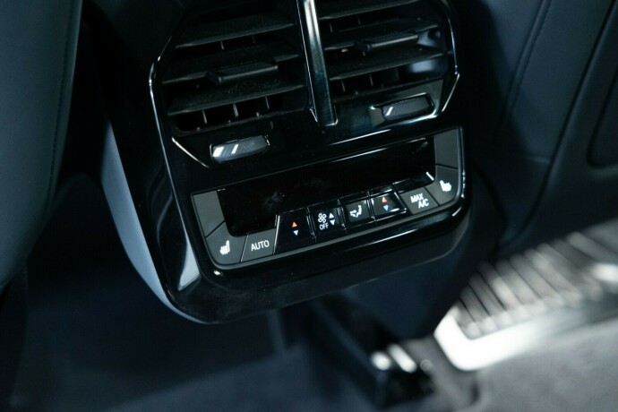 bmw-ix-elektrisitet-2023-big-13