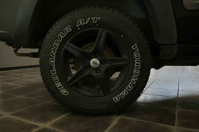 jeep-cherokee-diesel-2002-big-26