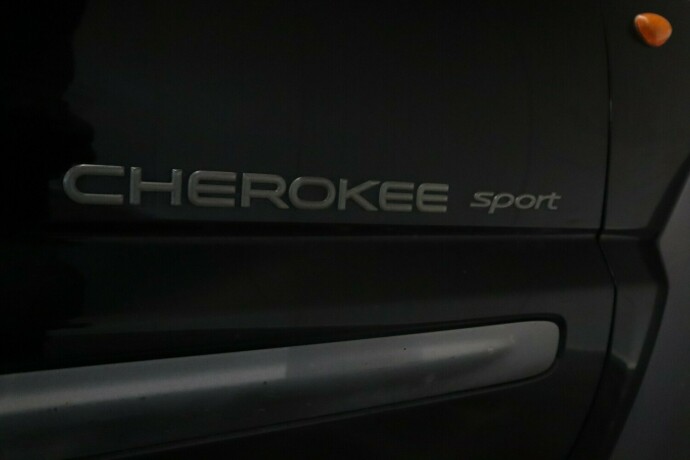 jeep-cherokee-diesel-2002-big-25