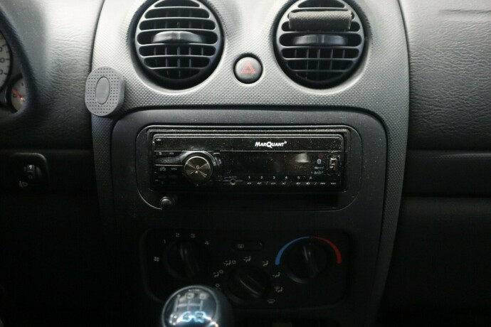 jeep-cherokee-diesel-2002-big-20