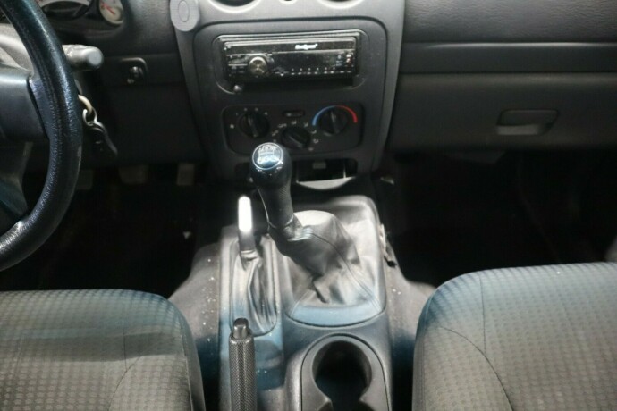 jeep-cherokee-diesel-2002-big-15