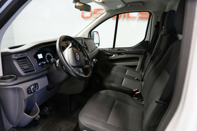 ford-transit-custom-diesel-2020-big-6