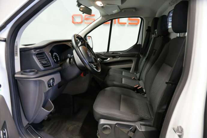 ford-transit-custom-diesel-2020-big-7