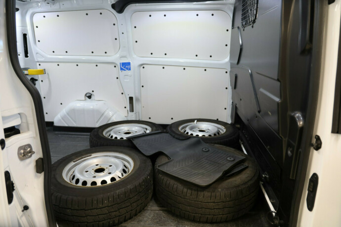 ford-transit-custom-diesel-2020-big-10