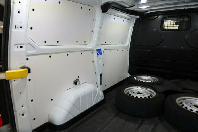 ford-transit-custom-diesel-2020-big-14