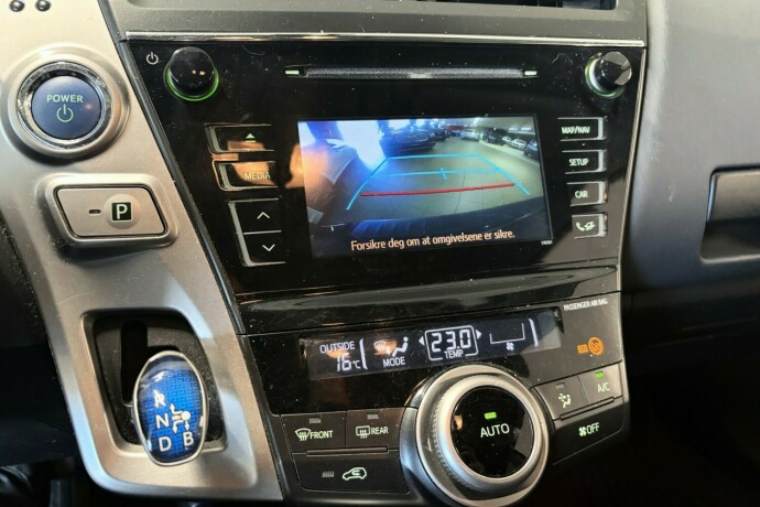 toyota-prius-elektrisitetbensin-2017-big-14