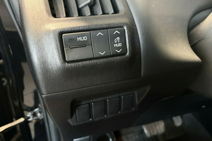 toyota-prius-elektrisitetbensin-2017-big-18