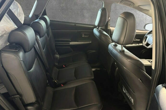 toyota-prius-elektrisitetbensin-2017-big-22