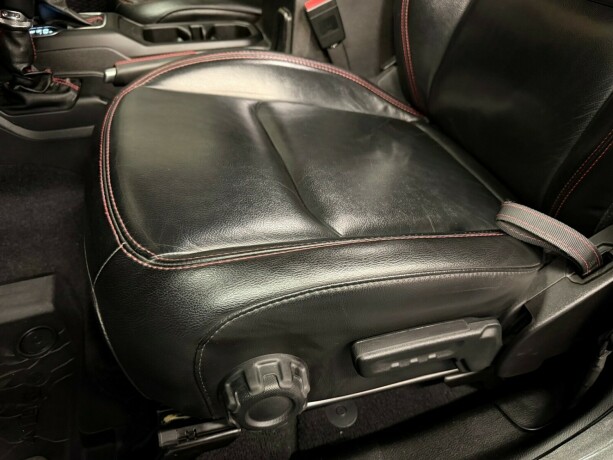 jeep-wrangler-diesel-2019-big-23