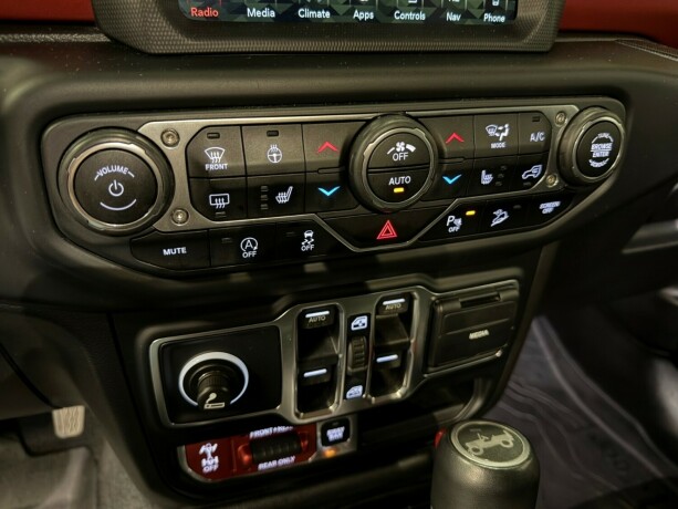 jeep-wrangler-diesel-2019-big-32