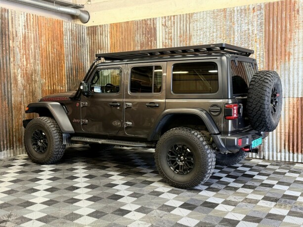 jeep-wrangler-diesel-2019-big-11