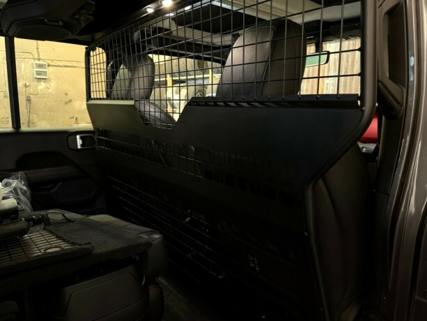 jeep-wrangler-diesel-2019-big-40