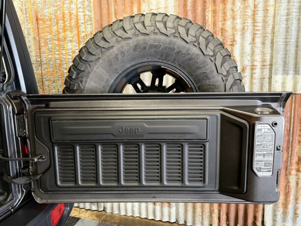 jeep-wrangler-diesel-2019-big-48