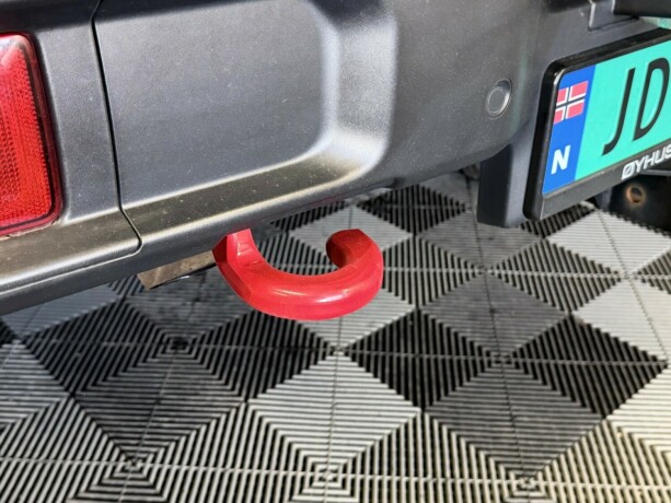 jeep-wrangler-diesel-2019-big-19