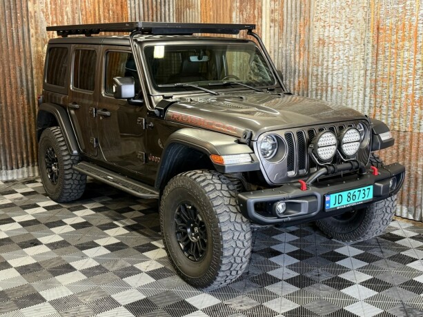 jeep-wrangler-diesel-2019-big-1