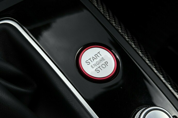 audi-rs6-bensin-2017-big-40