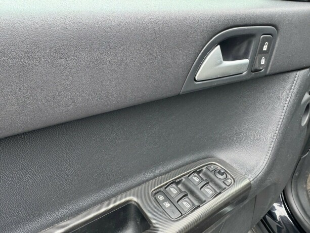 volvo-v50-diesel-2008-big-17