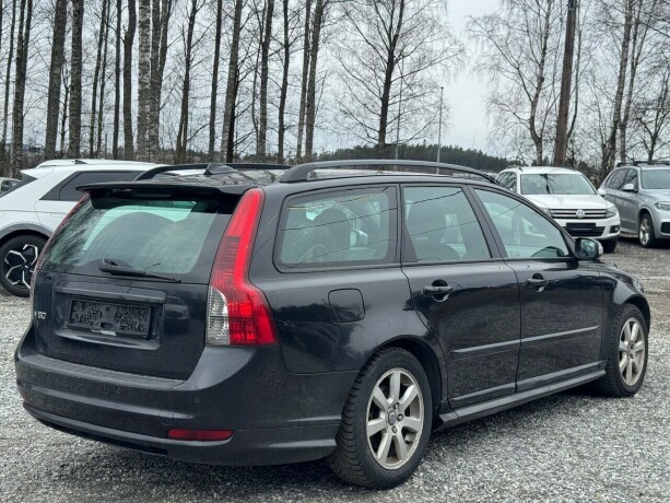 volvo-v50-diesel-2008-big-6