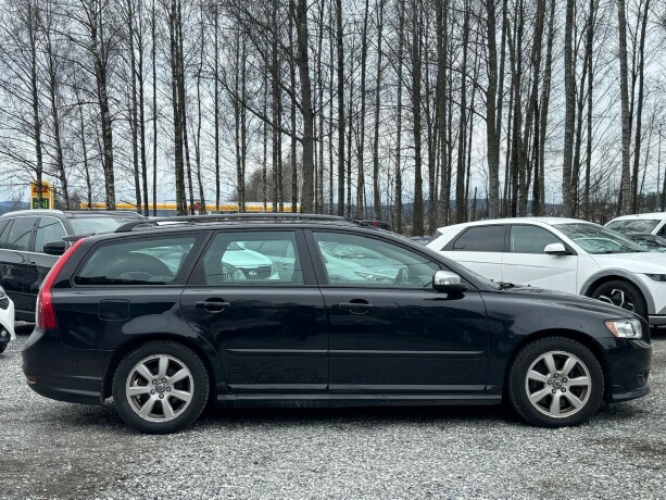 volvo-v50-diesel-2008-big-7