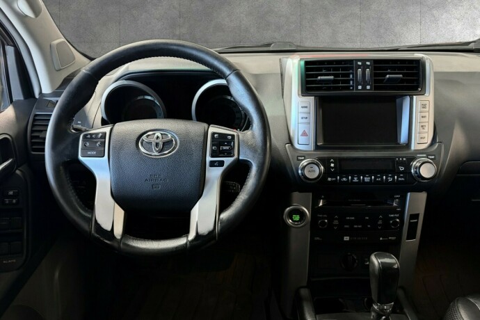 toyota-land-cruiser-diesel-2012-big-14