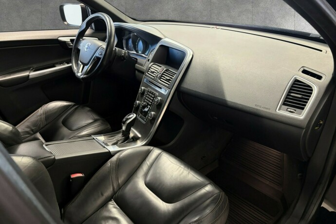 volvo-xc-60-diesel-2014-big-16