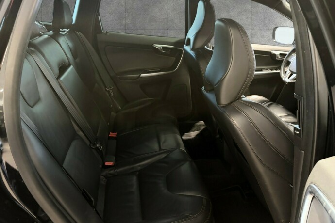 volvo-xc-60-diesel-2014-big-15