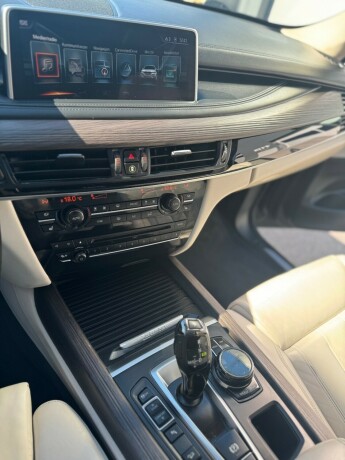 bmw-x5-elektrisitetbensin-2017-big-21