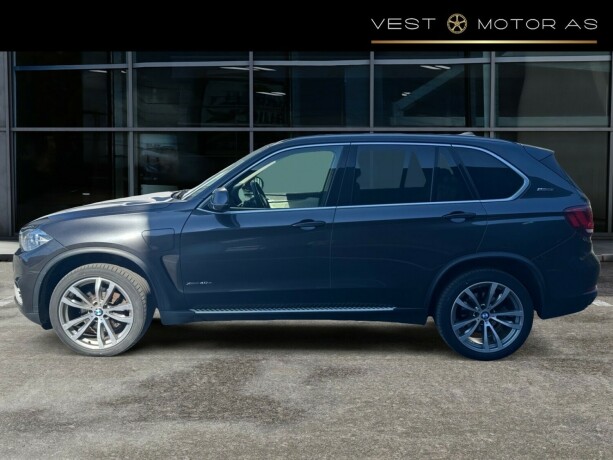 bmw-x5-elektrisitetbensin-2017-big-3