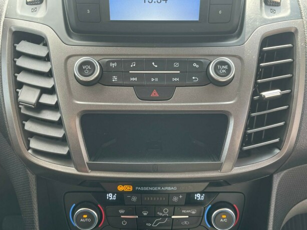 ford-transit-connect-diesel-2019-big-19