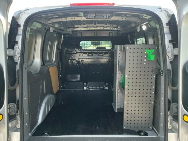 ford-transit-connect-diesel-2019-big-28