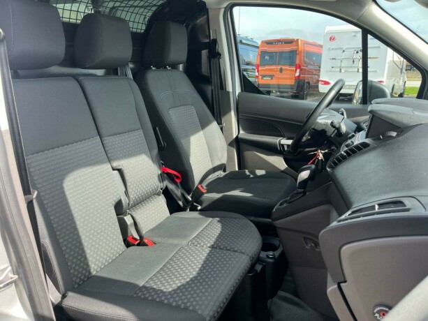ford-transit-connect-diesel-2019-big-22