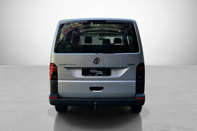 volkswagen-transporter-diesel-2021-big-8