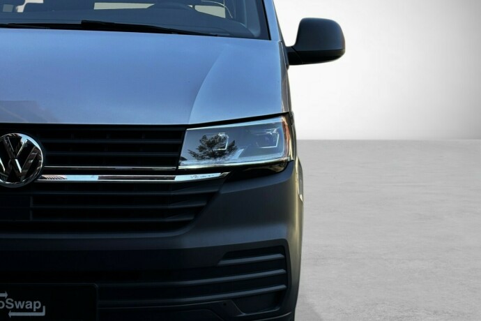 volkswagen-transporter-diesel-2021-big-3