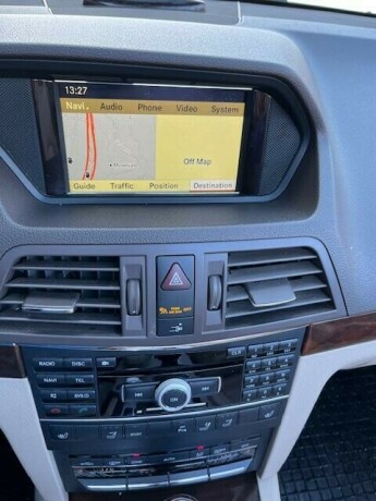 mercedes-benz-e-klasse-bensin-2011-big-19