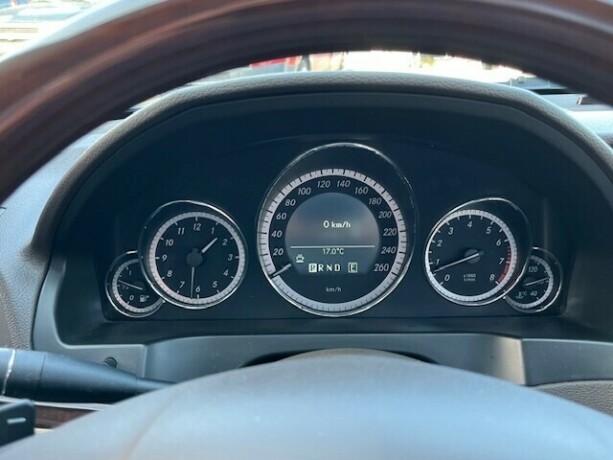 mercedes-benz-e-klasse-bensin-2011-big-16